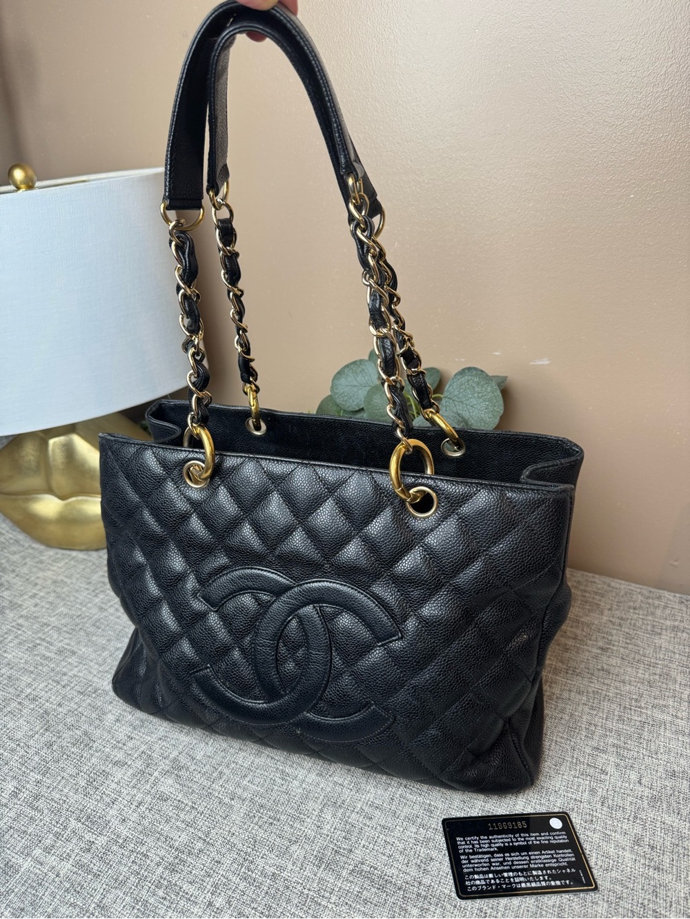 CHANEL Black Quilted Caviar Leather Tote with Gold Hardware - Picture 4 of 17